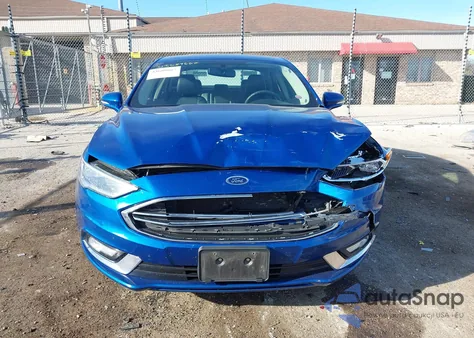 2017 Ford Fusion Hybrid Titanium из США, поврежденный, VIN 3FA6P0RU5HR357171